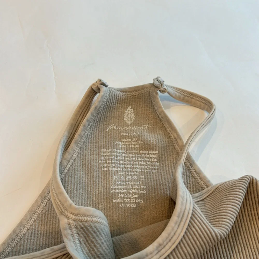 Free People NWOT Happiness Crop Tank in Stone Eagle Color, stretchy!